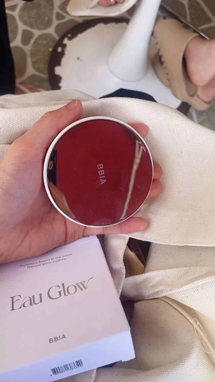 BBIA Eau Glow Cushion photo review