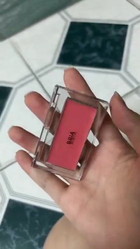 Nhấp để xem toàn màn hình BBIA Ready To Wear Downy Cheek photo review