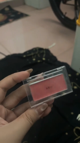 Nhấp để xem toàn màn hình BBIA Ready To Wear Downy Cheek photo review