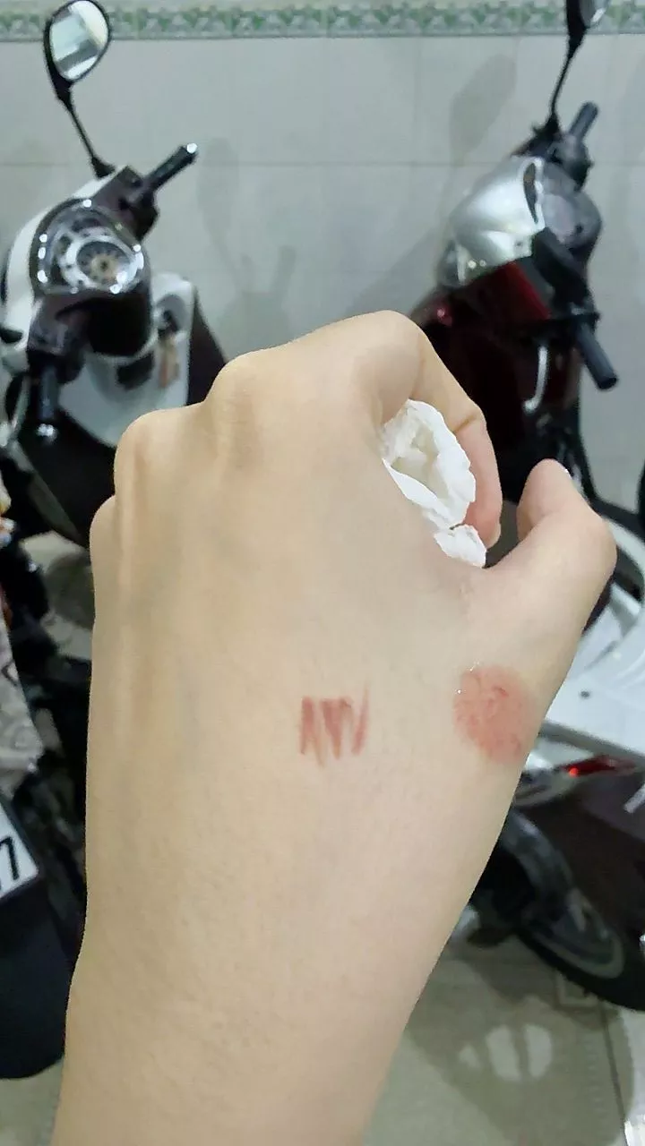 BBIA Last Auto Gel Eyeliner photo review