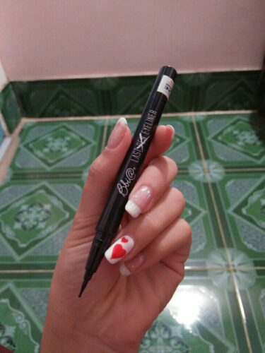 BBIA Last Pen Eyeliner photo review