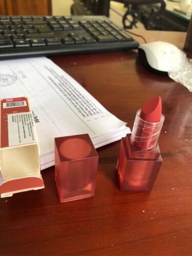 BBIA Last Powder Lipstick - Version 01 photo review