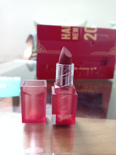 BBIA Last Powder Lipstick - Version 01 photo review