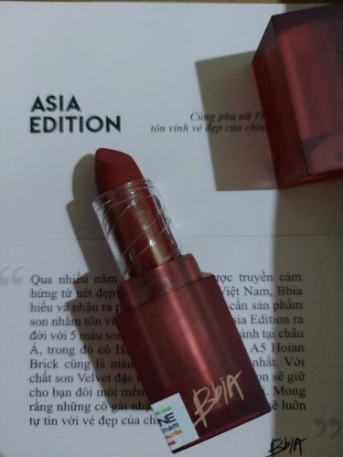 BBIA Last Powder Lipstick - Version 01 photo review