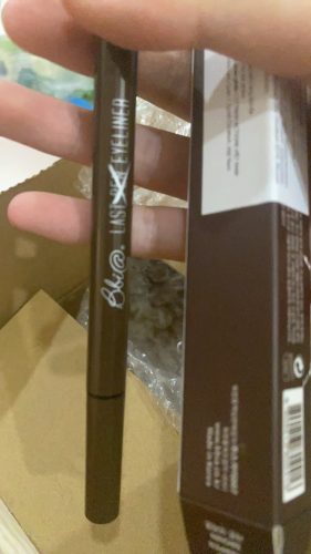 BBIA Last Pen Eyeliner photo review