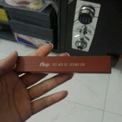 BBIA Last Auto Gel Eyeliner Slim photo review