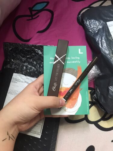 BBIA Last Pen Eyeliner photo review