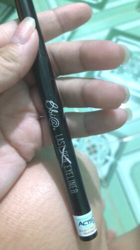 BBIA Last Pen Eyeliner photo review
