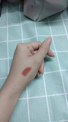 BBIA Last Powder Lipstick - Version 02 photo review