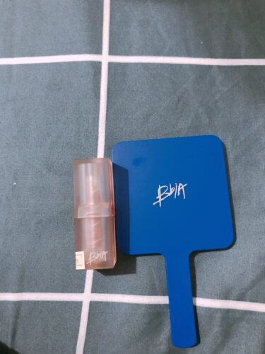 BBIA Last Powder Lipstick - Version 02 photo review