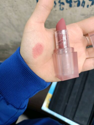 BBIA Last Powder Lipstick - Version 02 photo review