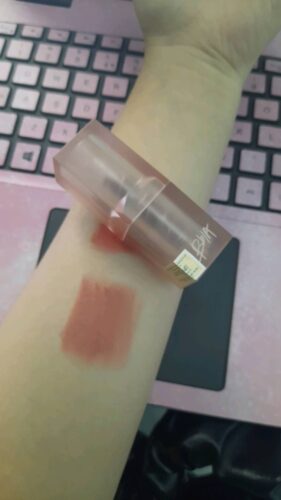 BBIA Last Powder Lipstick - Version 02 photo review