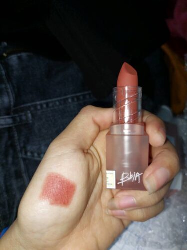 BBIA Last Powder Lipstick - Version 02 photo review