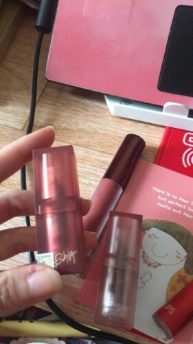 BBIA Last Powder Lipstick - Version 02 photo review